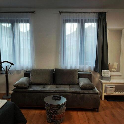 Kis Haz Apartman Szigetvár Buitenkant foto